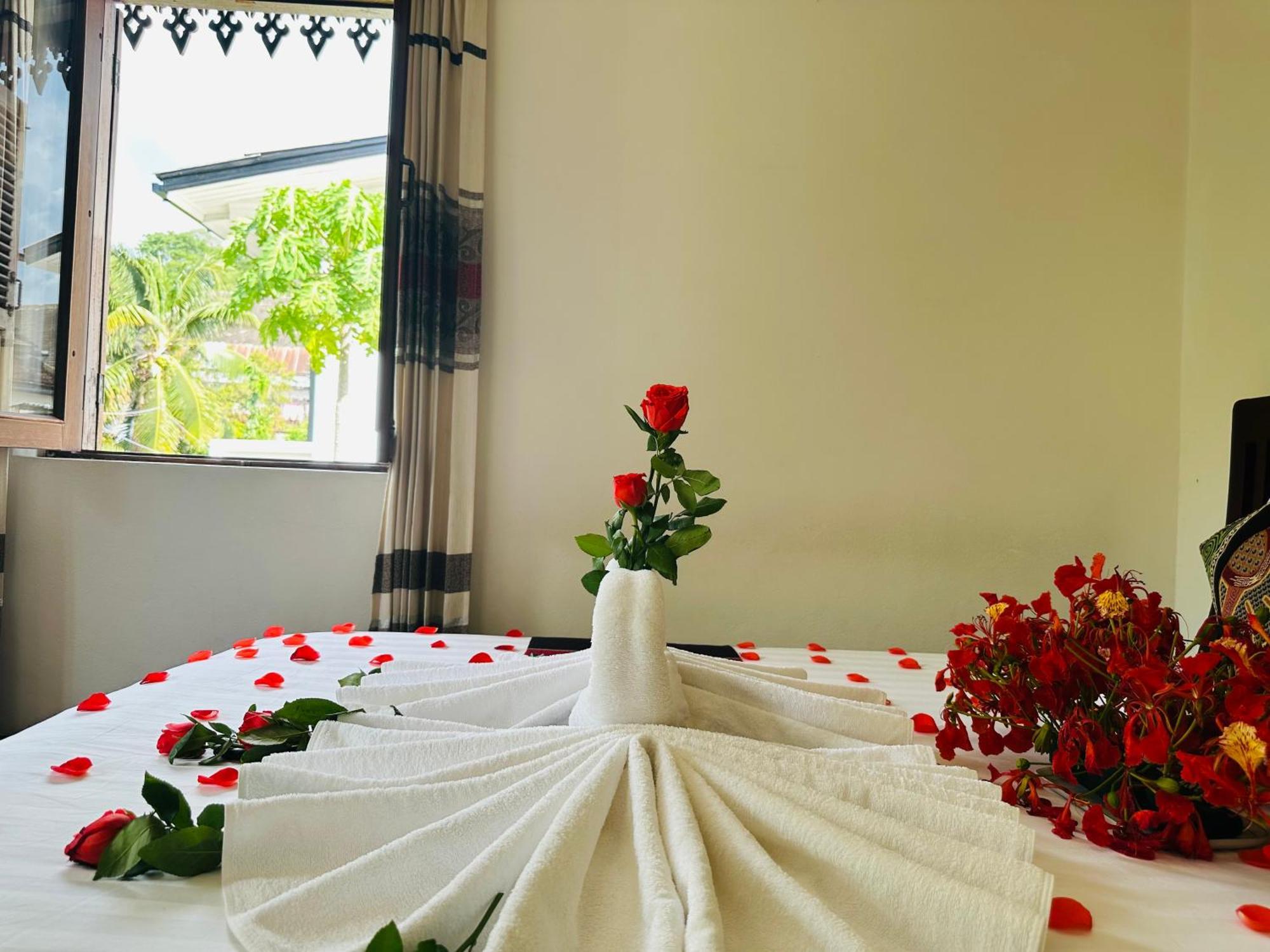 Thatsaphone Hotel Luang Prabang Luaran gambar