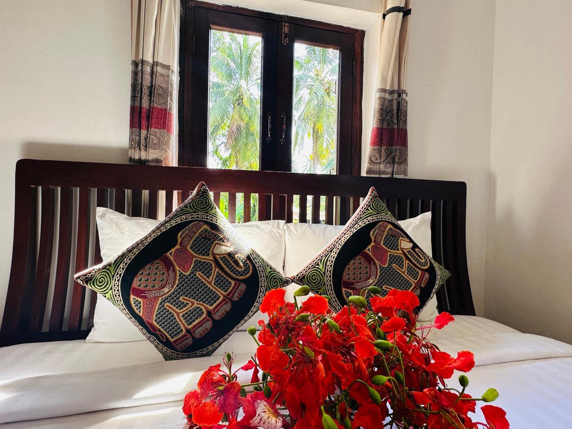 Thatsaphone Hotel Luang Prabang Luaran gambar
