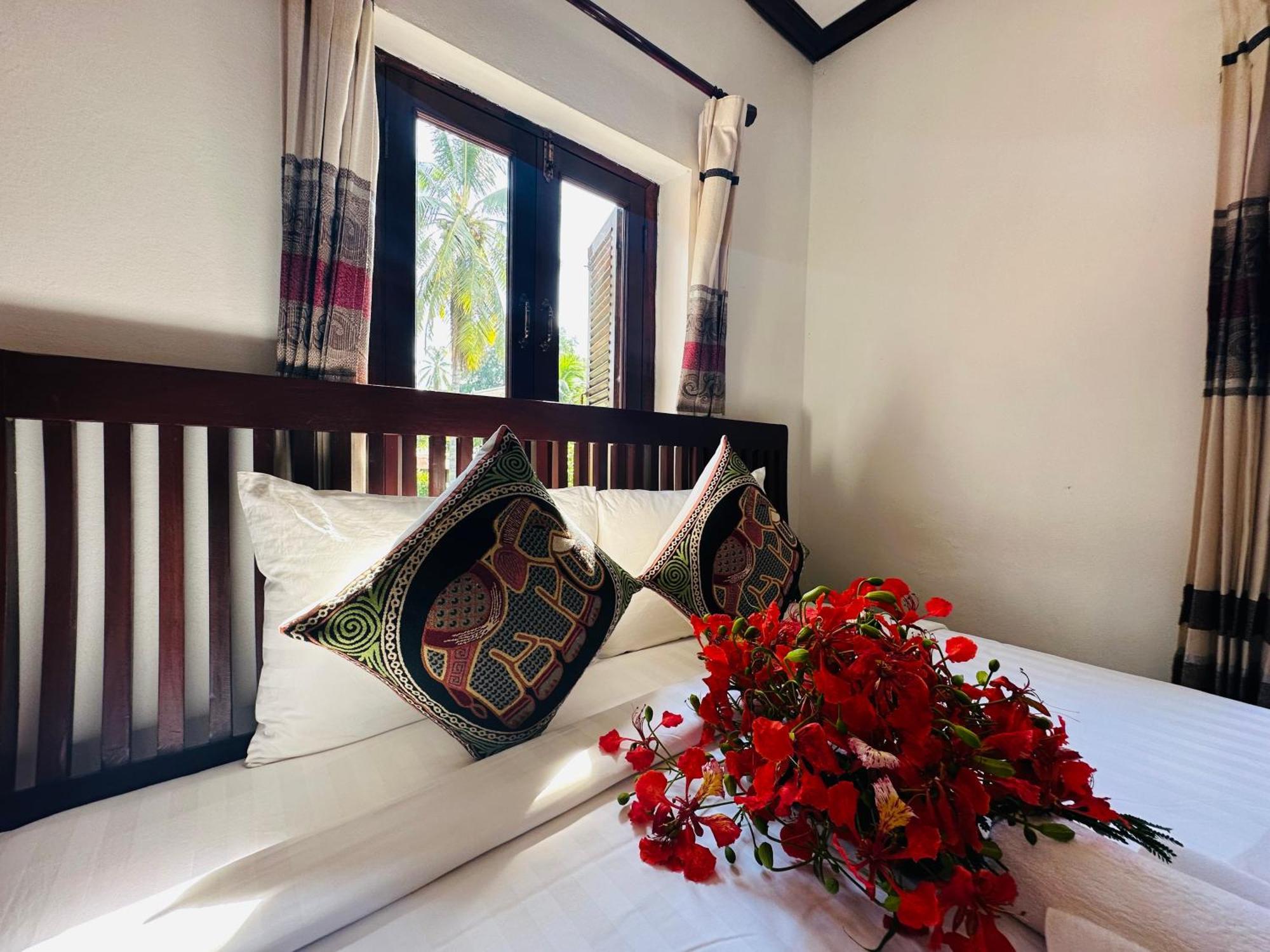 Thatsaphone Hotel Luang Prabang Luaran gambar