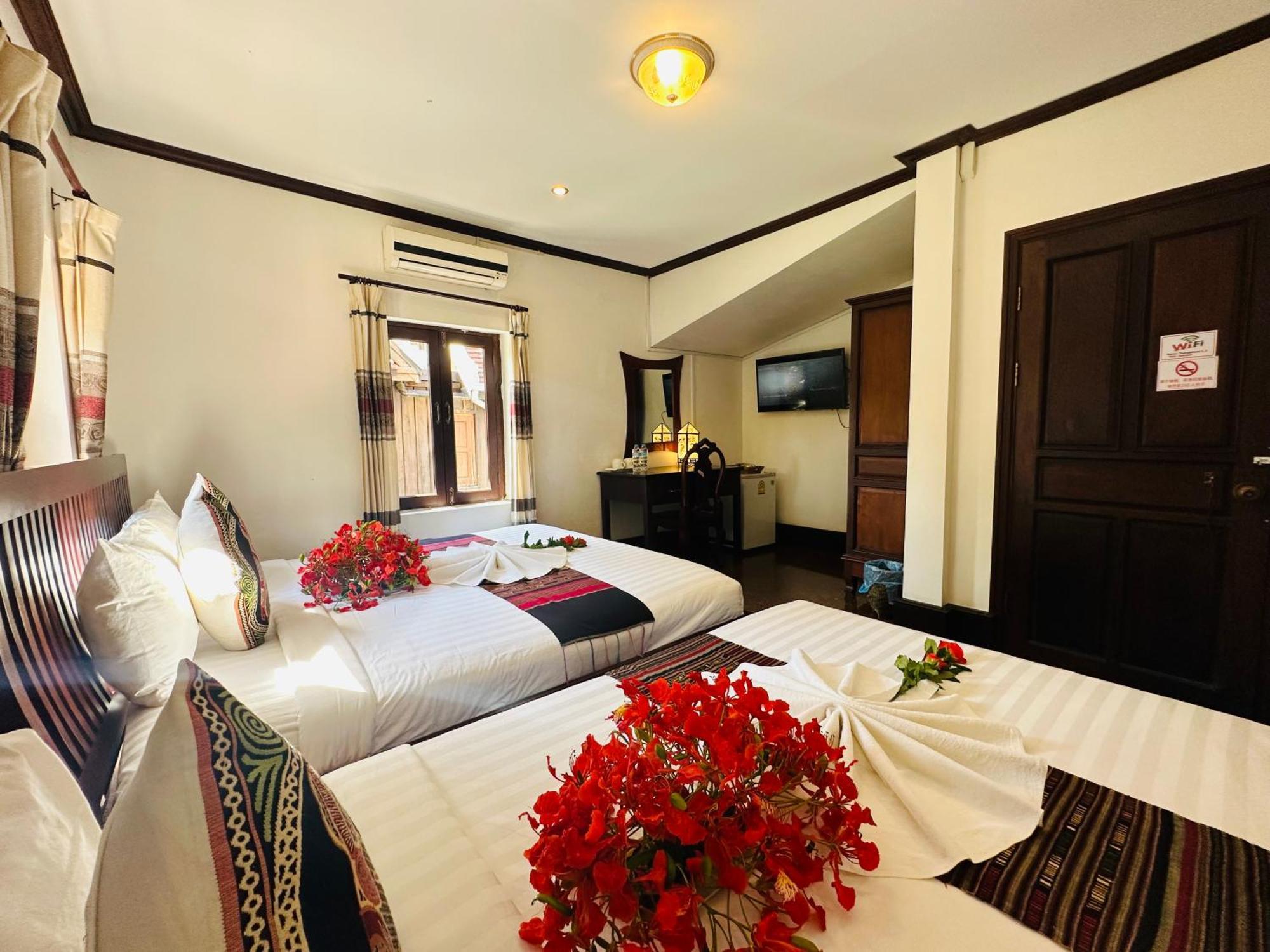 Thatsaphone Hotel Luang Prabang Luaran gambar