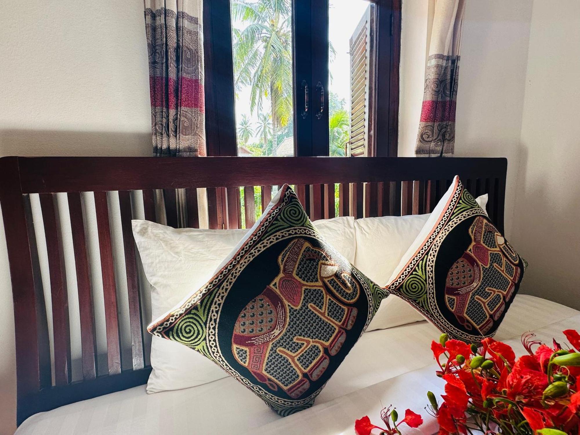 Thatsaphone Hotel Luang Prabang Luaran gambar