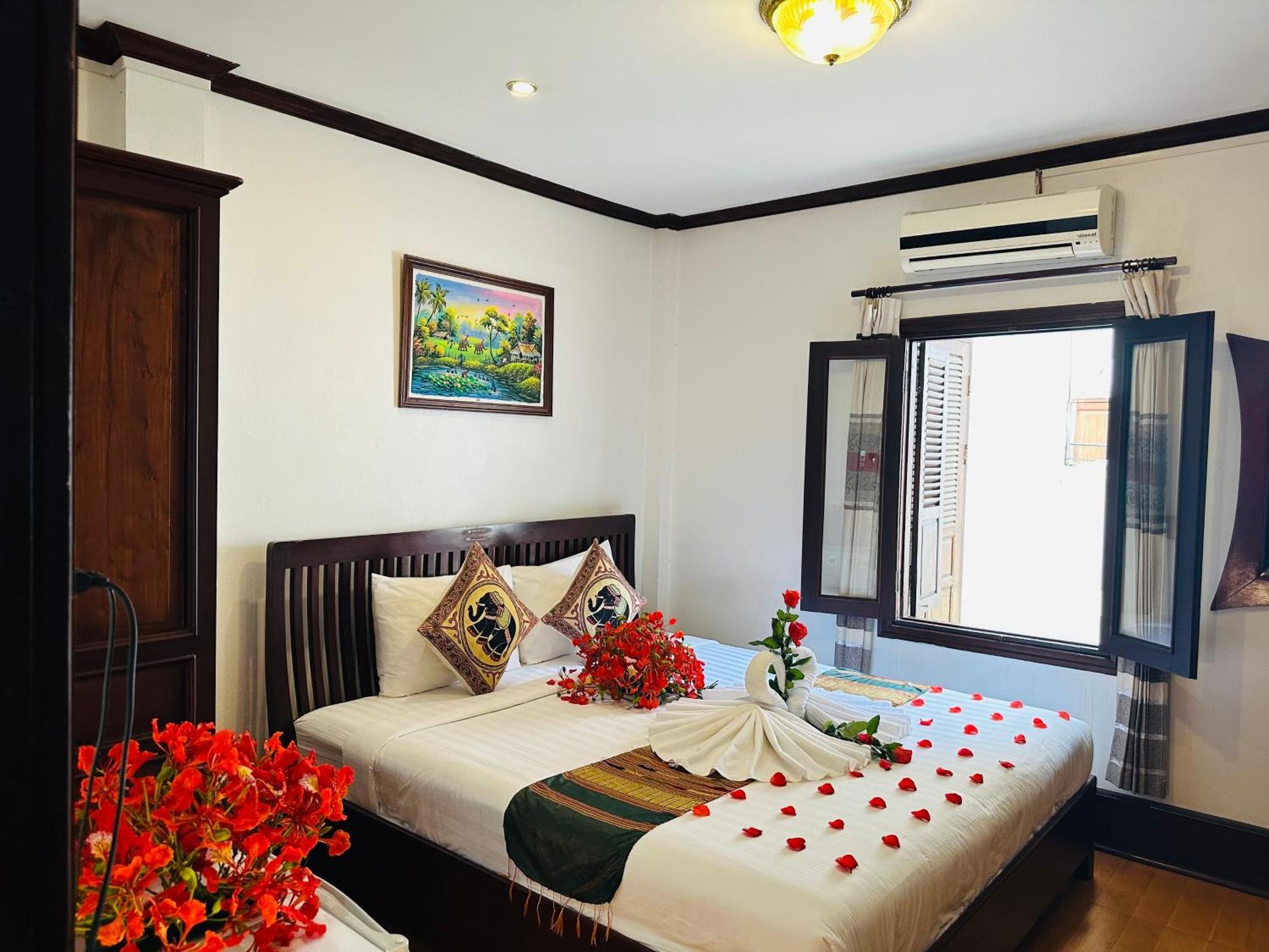 Thatsaphone Hotel Luang Prabang Luaran gambar